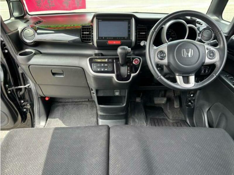 N BOX CUSTOM