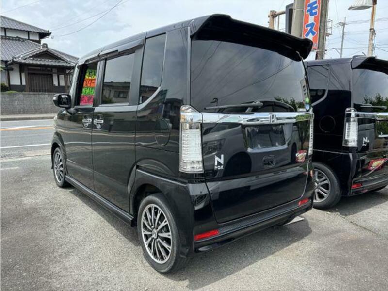 N BOX CUSTOM