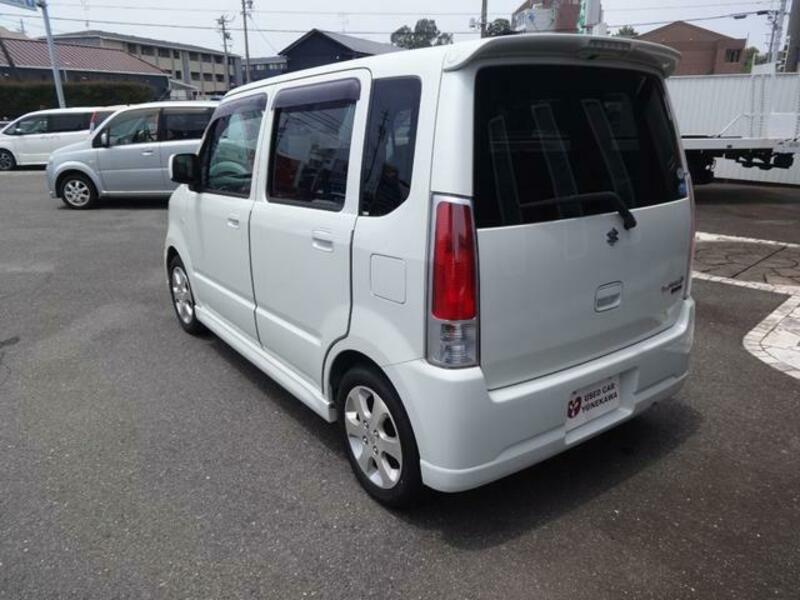 WAGON R