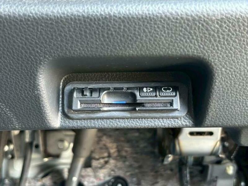 N-VAN