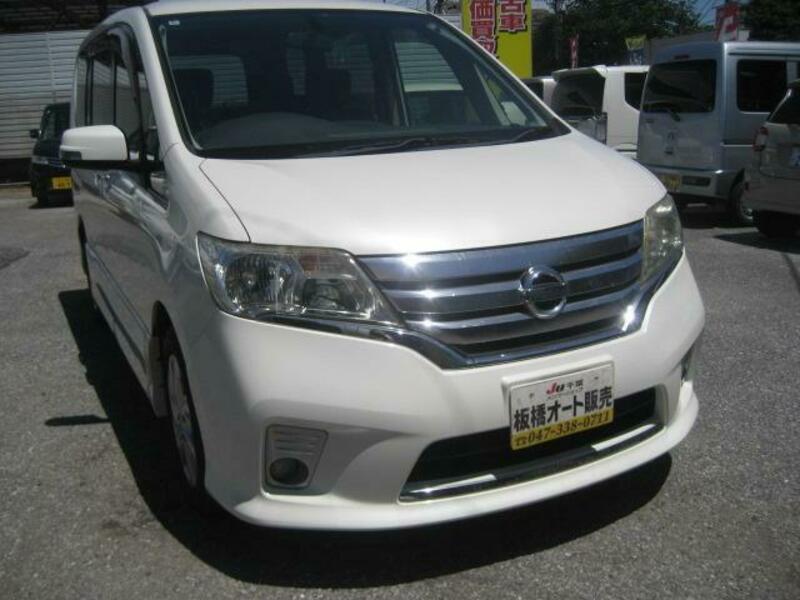 NISSAN SERENA