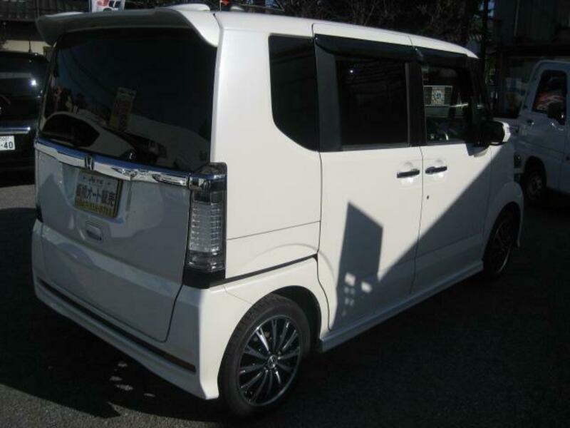 N BOX CUSTOM