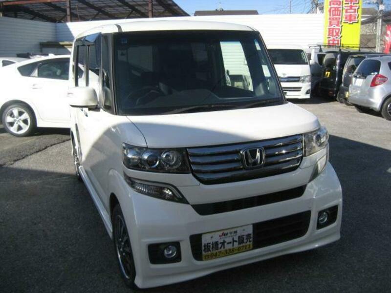 HONDA N BOX CUSTOM