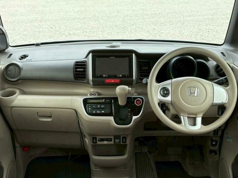 N BOX