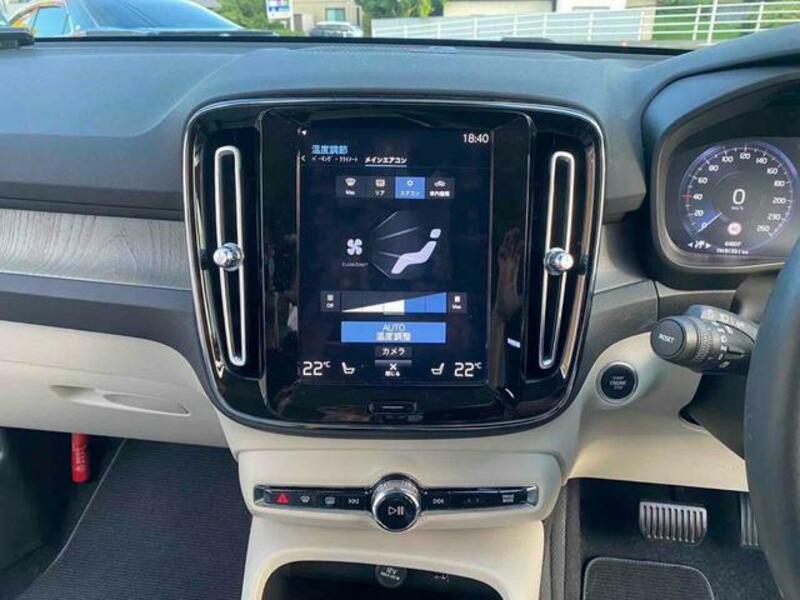 XC40