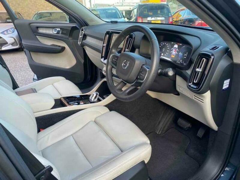 XC40