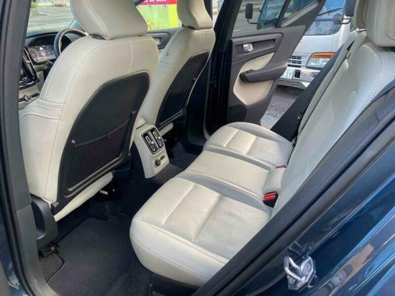 XC40