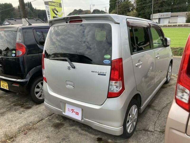 WAGON R
