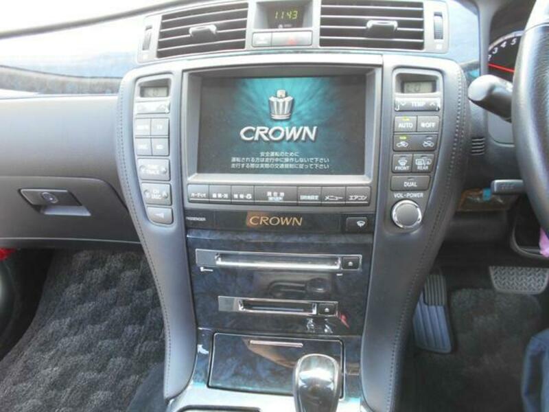 CROWN