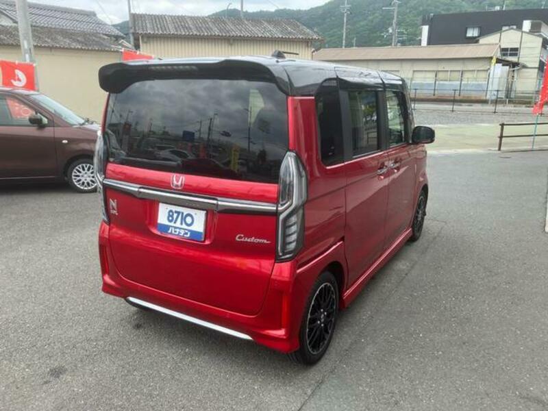 N BOX CUSTOM