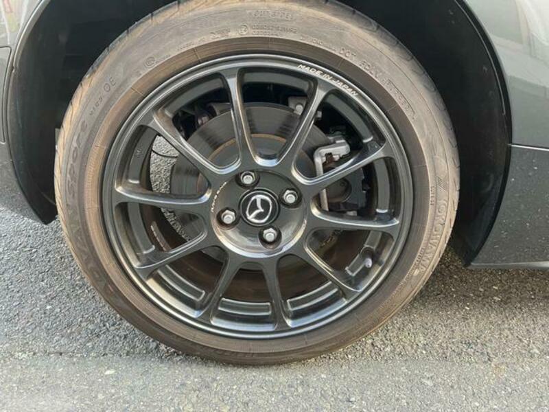 ROADSTER