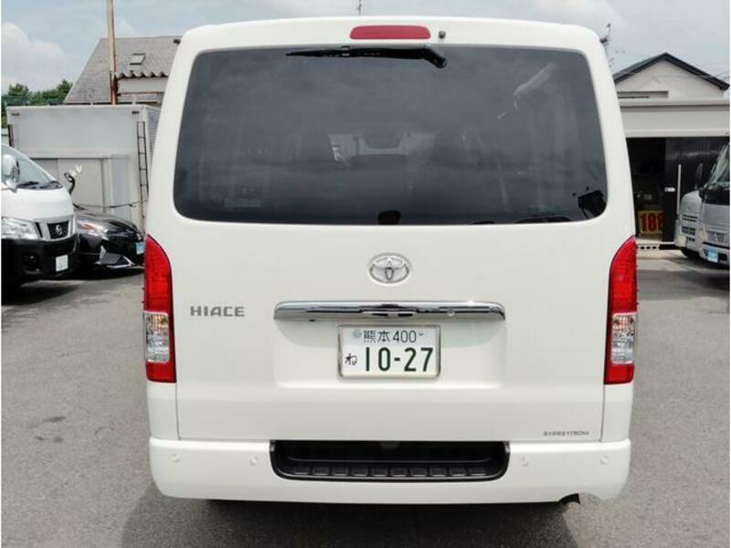 HIACE VAN