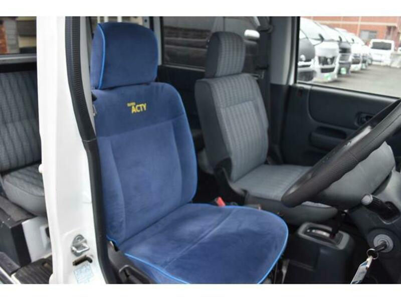ACTY VAN