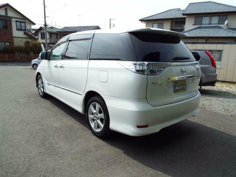 ESTIMA HYBRID