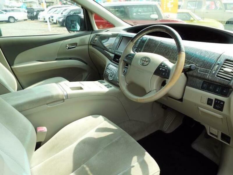 ESTIMA HYBRID