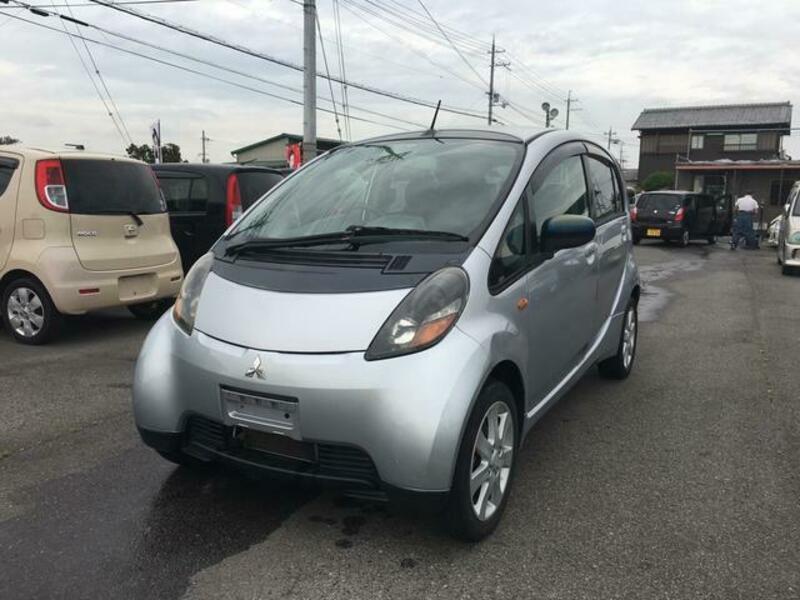 MITSUBISHI I