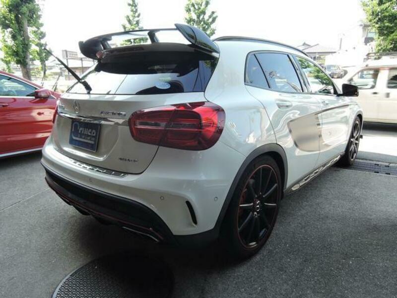 GLA CLASS