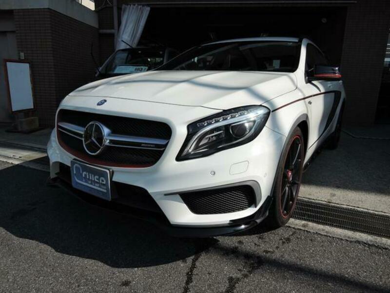 MERCEDES-BENZ GLA CLASS