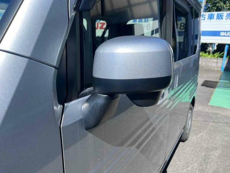 N-VAN