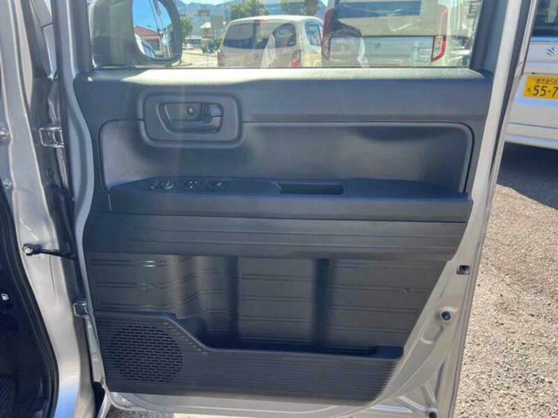 N-VAN