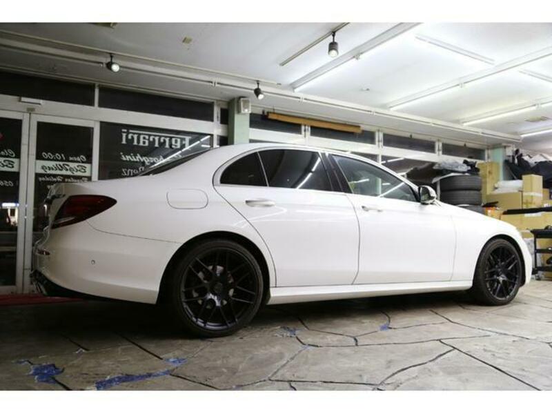 E-CLASS