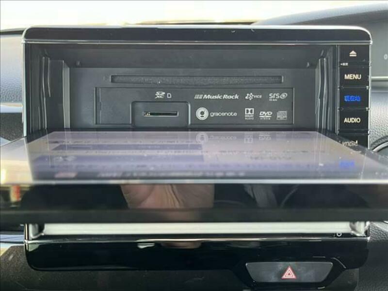 N BOX