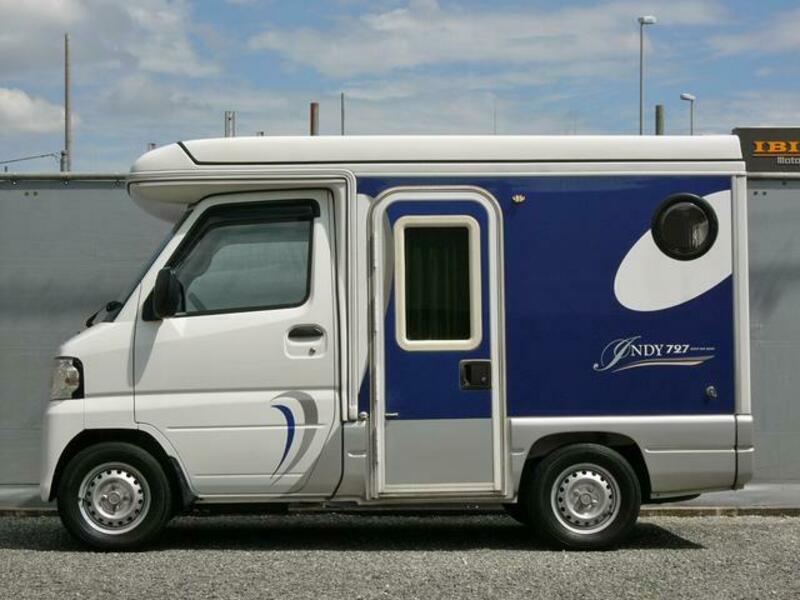 CLIPPER TRUCK