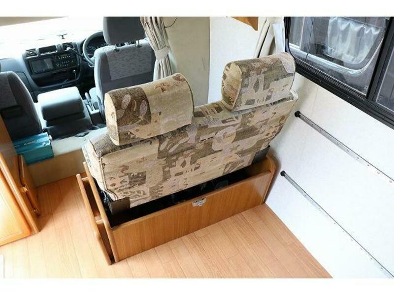 BONGO TRUCK
