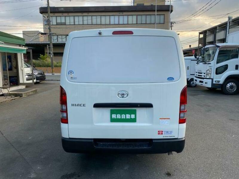 HIACE VAN