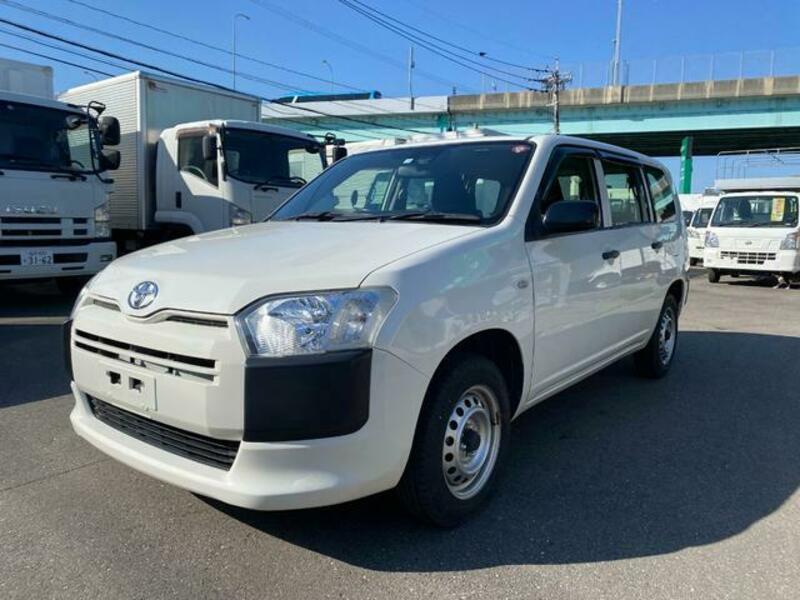 TOYOTA SUCCEED