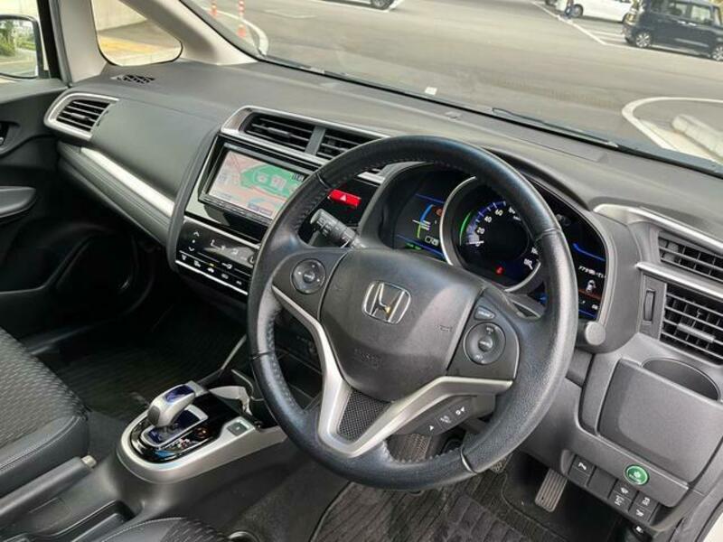 FIT HYBRID