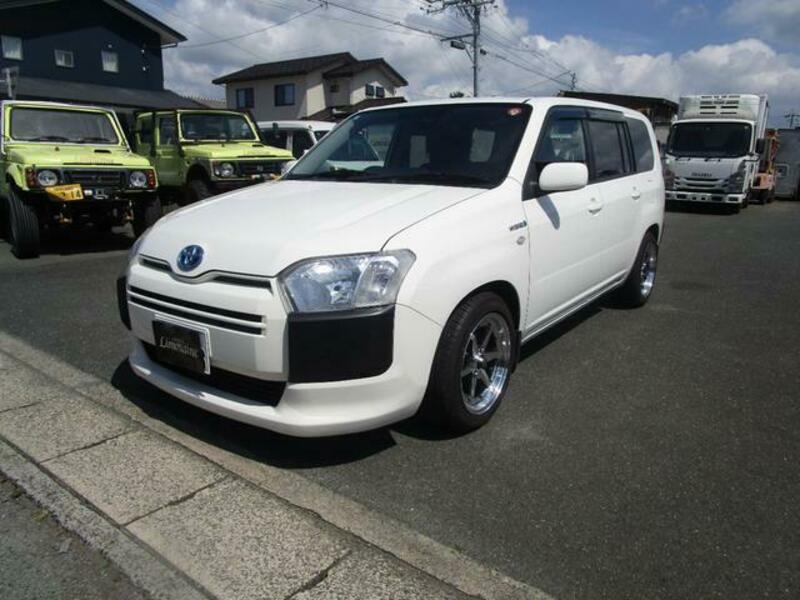 TOYOTA SUCCEED