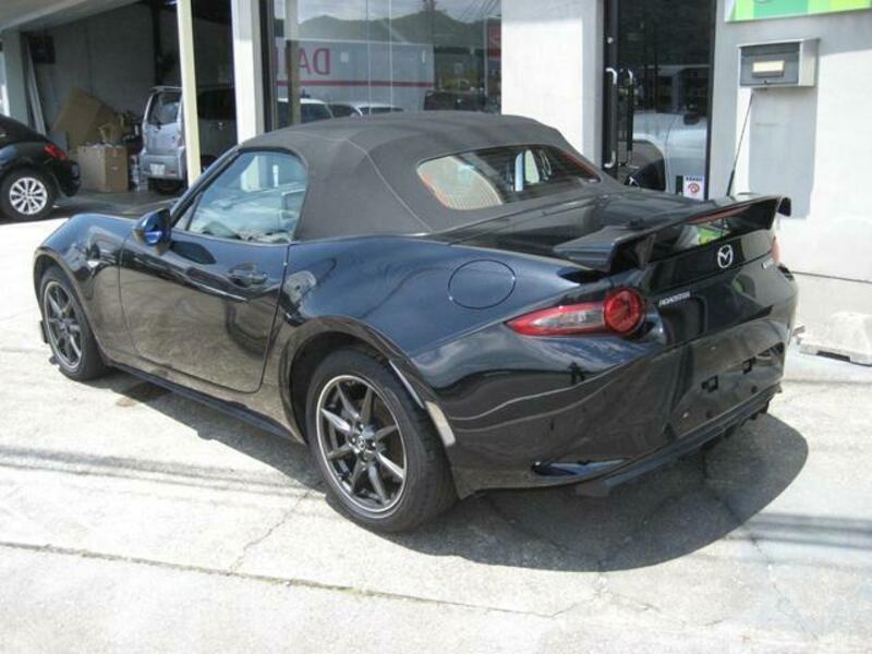 ROADSTER