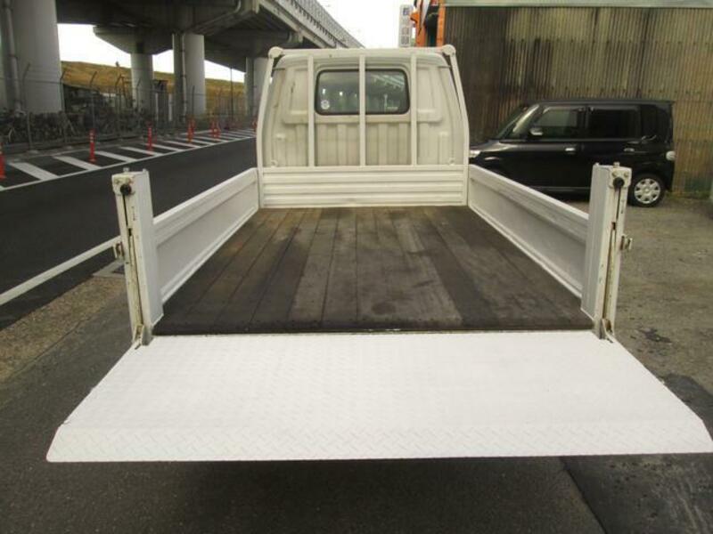 DELICA TRUCK