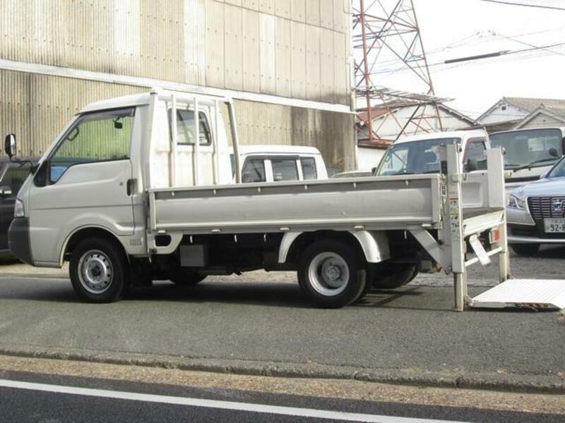 DELICA TRUCK