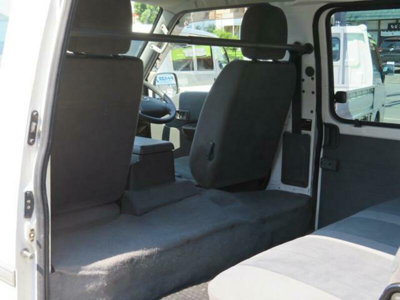BONGO VAN