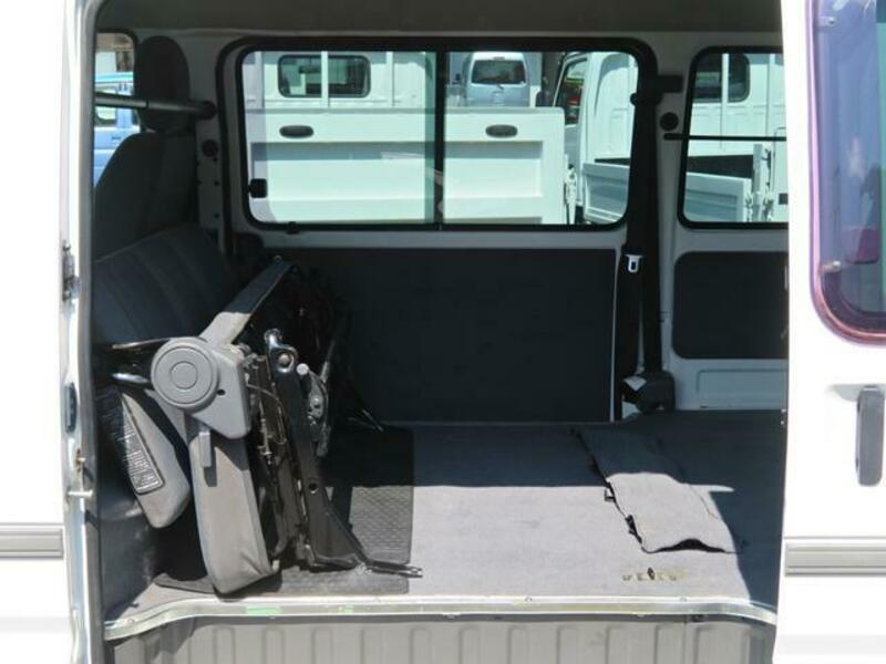 BONGO VAN