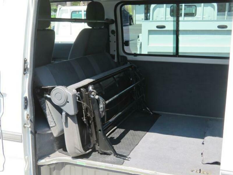BONGO VAN