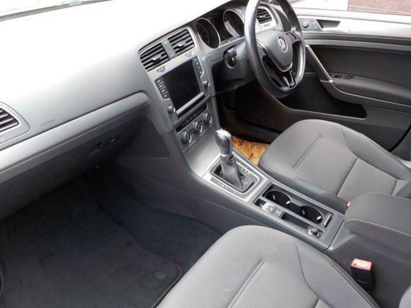 GOLF VARIANT