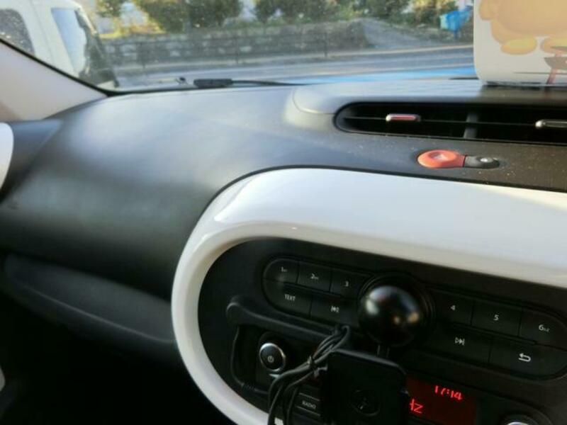 TWINGO