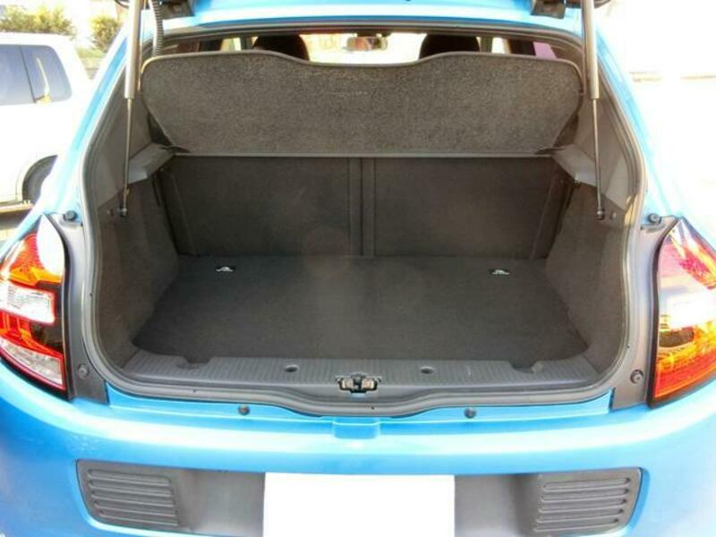 TWINGO