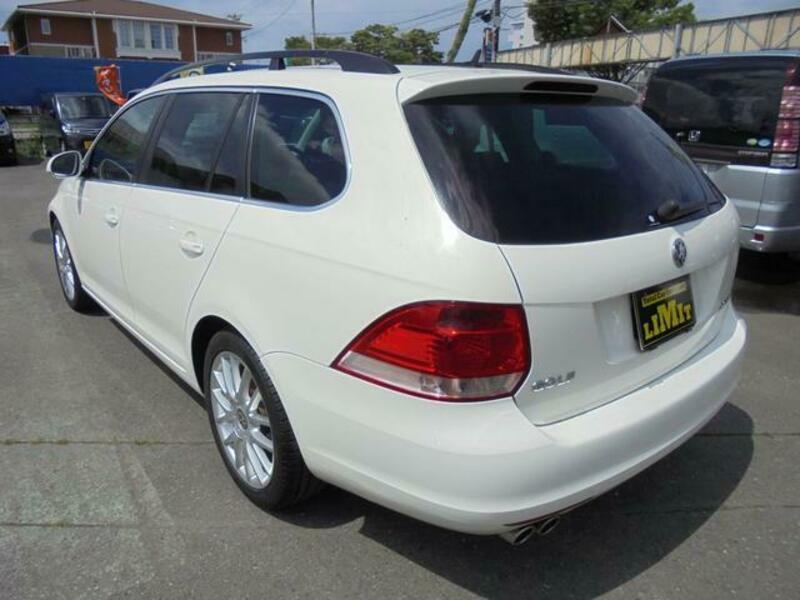 GOLF VARIANT