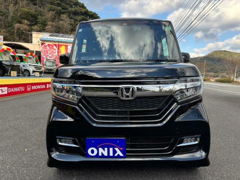 N BOX CUSTOM