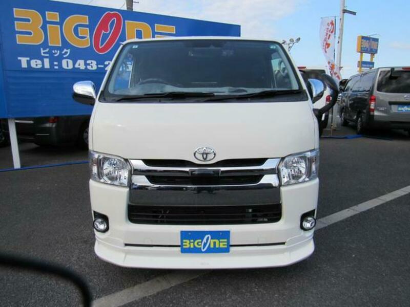HIACE VAN