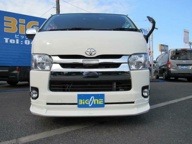 HIACE VAN