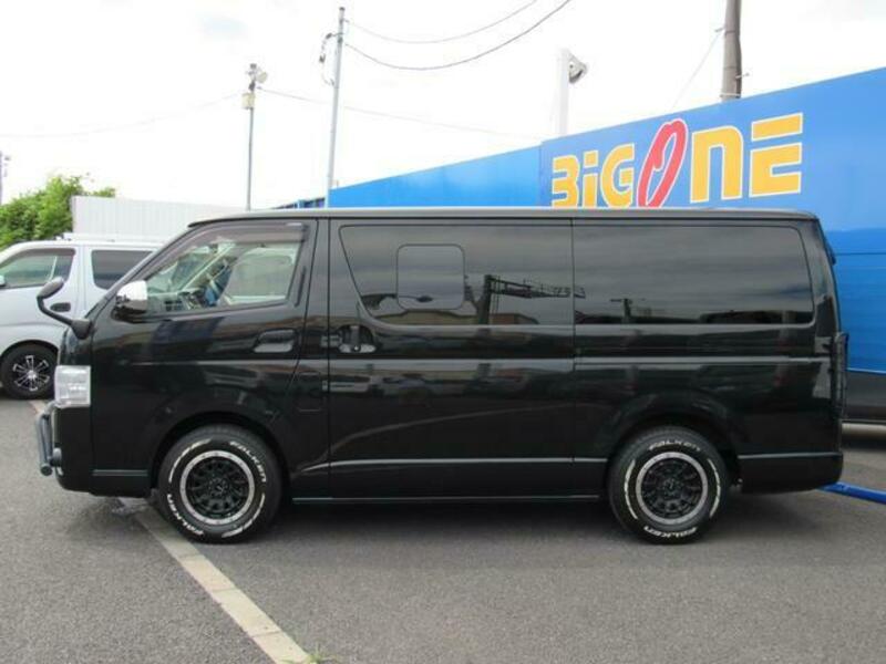 HIACE VAN