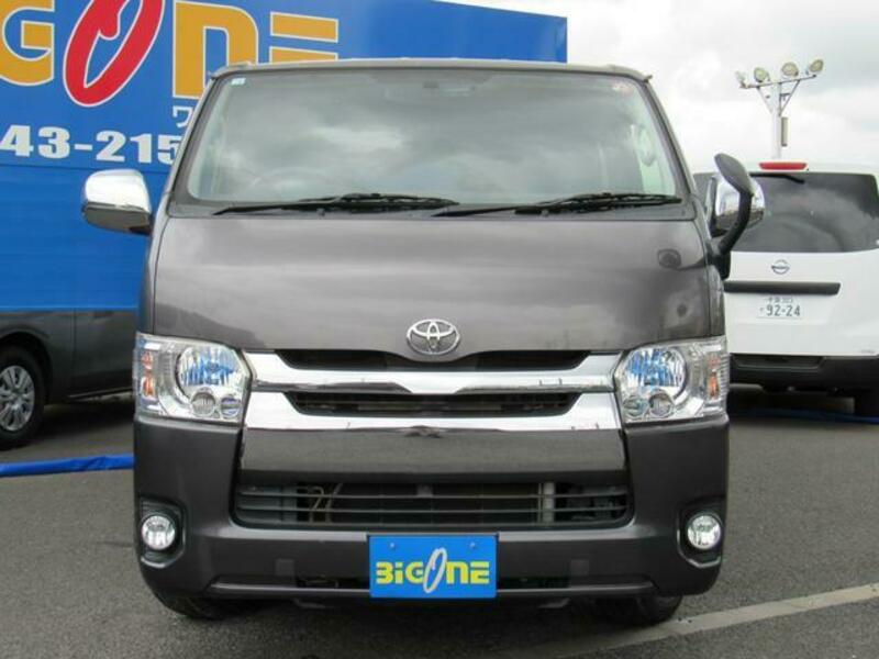HIACE VAN