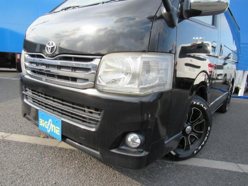 HIACE VAN