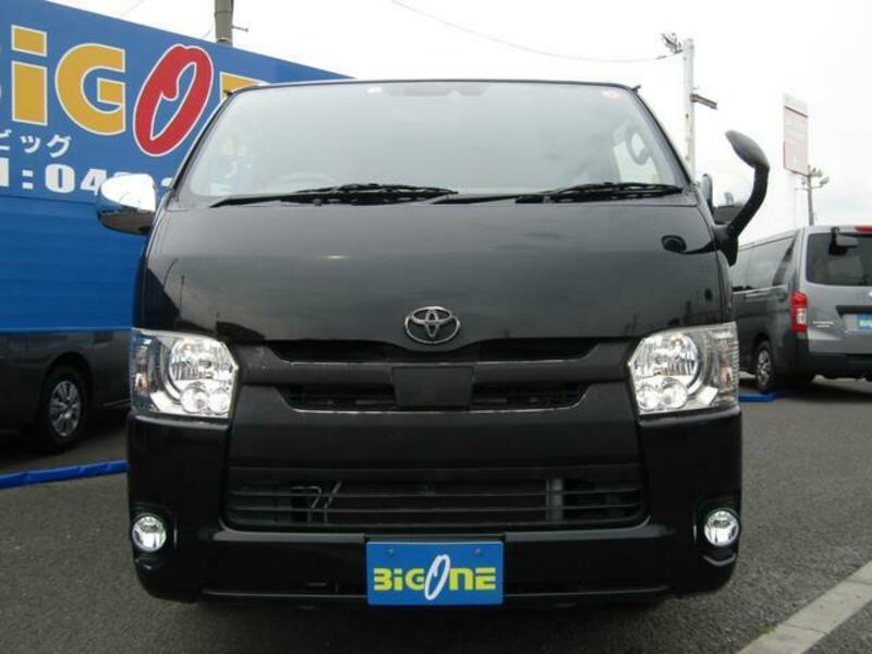 HIACE VAN