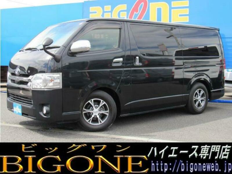TOYOTA HIACE VAN